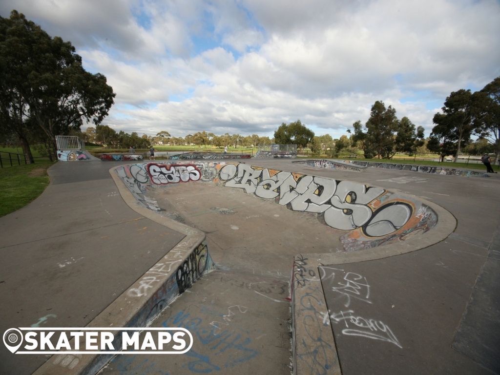 Elwood Skate Bowls, Elsternwick Vic Australia Skateparks