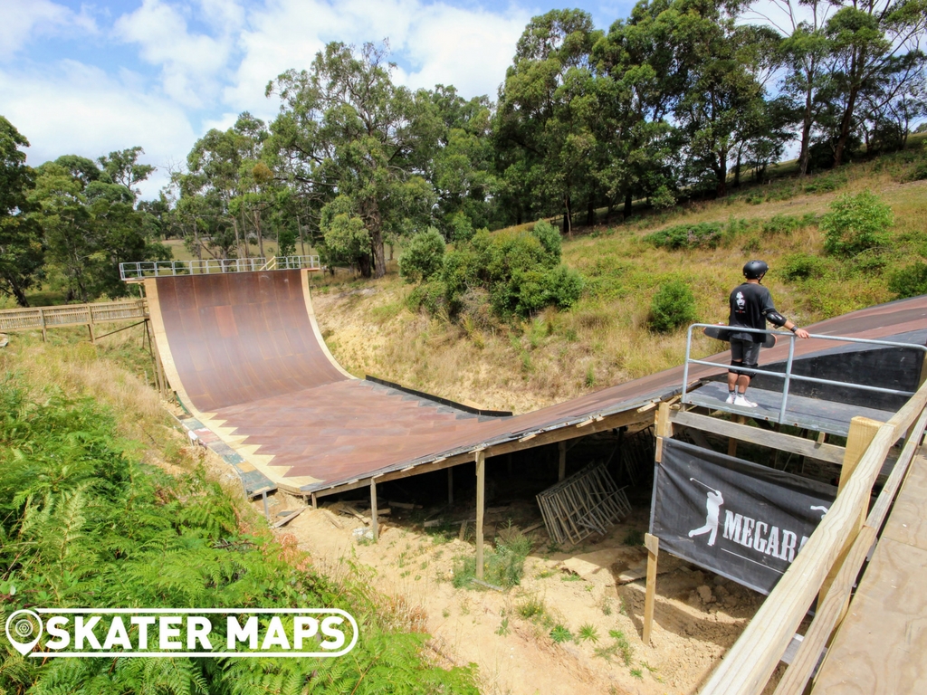 Mega Ramp Skateboarding Vert 