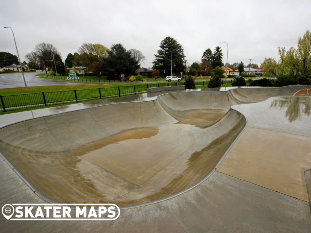 Concrete Skate bowl