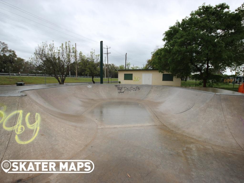 skate bowl