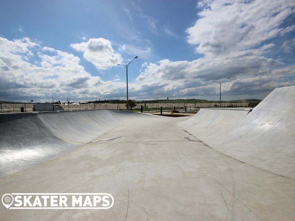 Concrete mini ramp