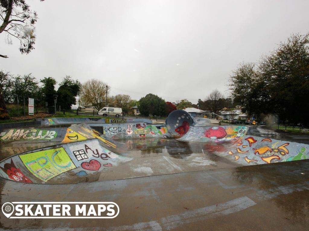 skate bowl