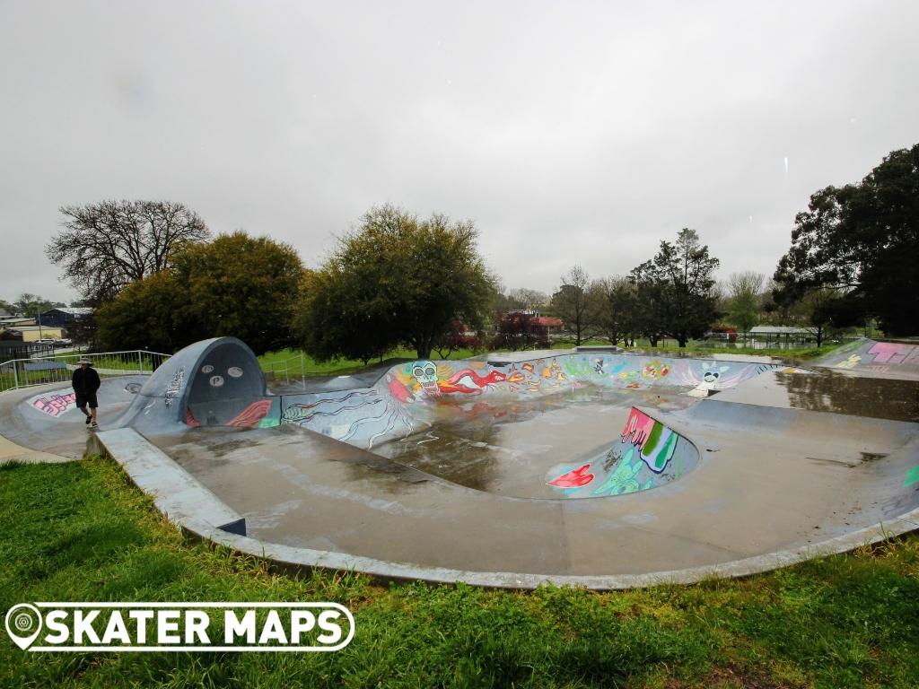 skate bowl