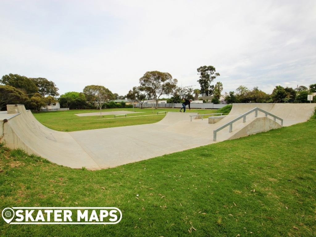 Full Skatepark