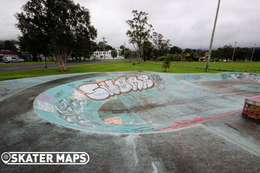 skate bowl