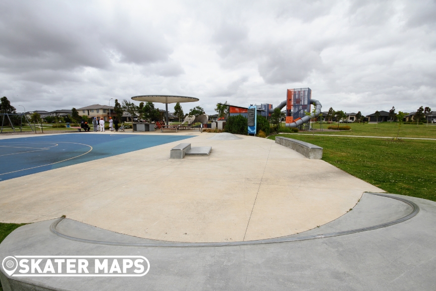 Navigation Park Skate Park